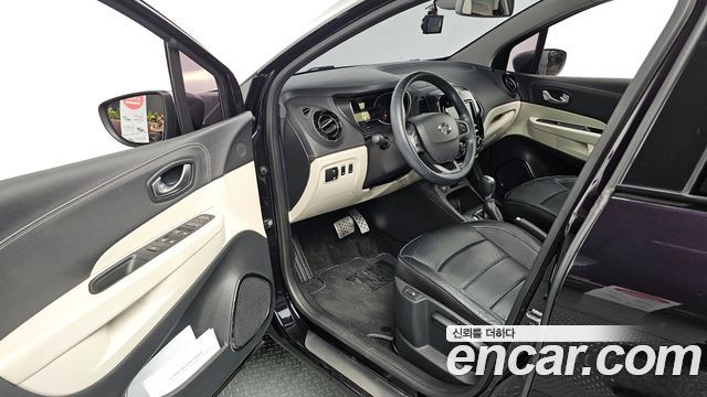 Renault Korea QM3 RE Signature 2019 — фото 10