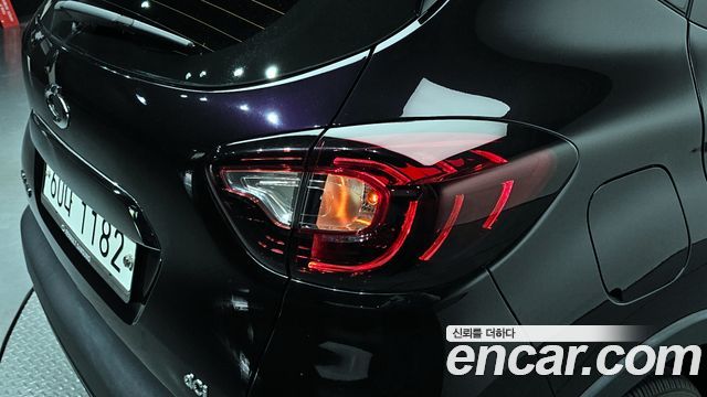 Renault Korea QM3 RE Signature 2019 — фото 23