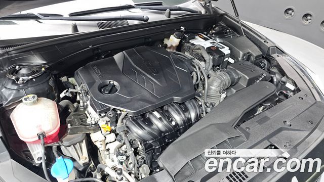 Kia K8 2.5 Gasoline 2WD Noblesse 2022 — фото 6