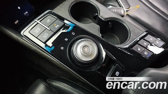 Kia K8 2.5 Gasoline 2WD Noblesse 2022 — фото 9