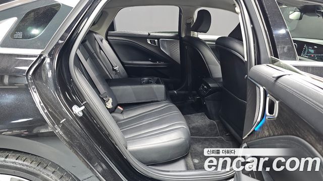 Kia K8 2.5 Gasoline 2WD Noblesse 2022 — фото 11