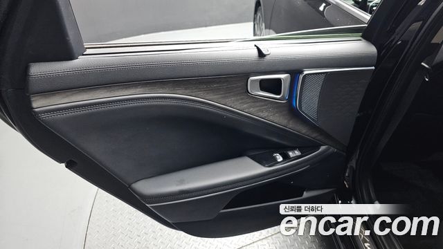 Kia K8 2.5 Gasoline 2WD Noblesse 2022 — фото 25