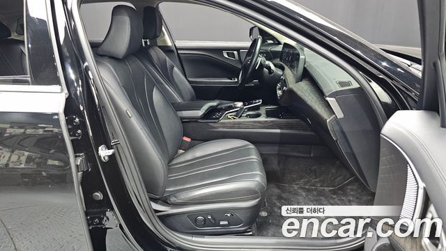 Kia K8 2.5 Gasoline 2WD Noblesse 2022 — фото 26