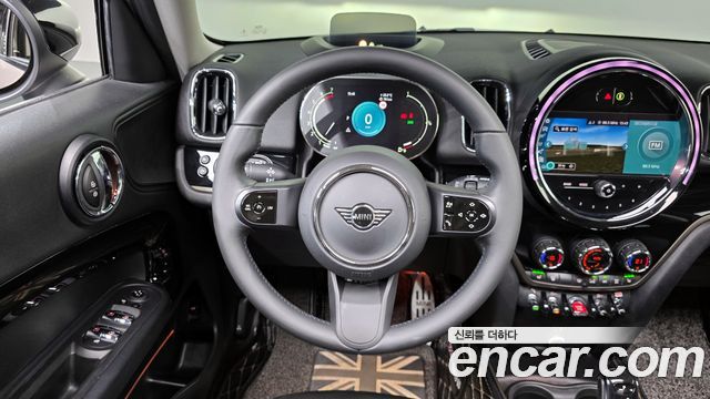 MINI Cooper Countryman Classic Plus 2nd 2022 — фото 13
