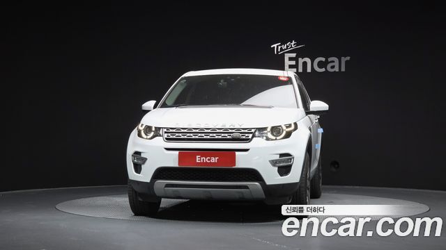 Land Rover Discovery Sport 2.0 TD4 HSE Luxury 2017 — фото 3