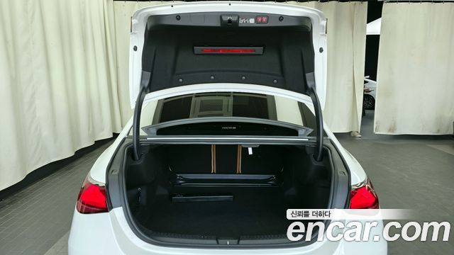 Mercedes-Benz E-Class (W214) E200 Avantgarde 2025 — фото 20