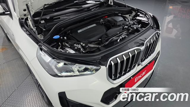 BMW X1 (U11) sDrive 18d M Sport 2024 — фото 6
