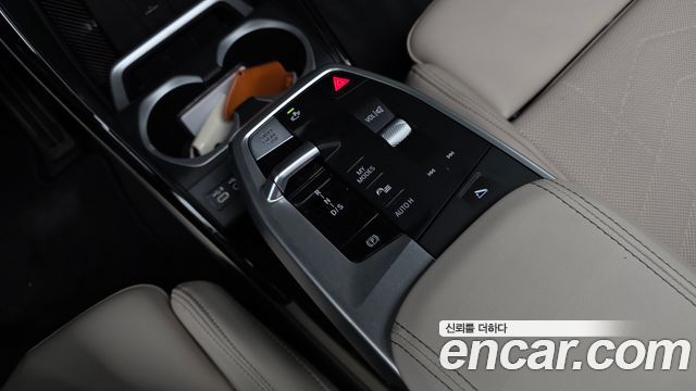 BMW X1 (U11) sDrive 18d M Sport 2024 — фото 9