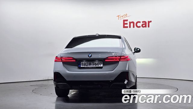 BMW 5 Series (G60) 520i M Sport 2025 — фото 4