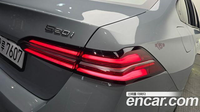BMW 5 Series (G60) 520i M Sport 2025 — фото 23