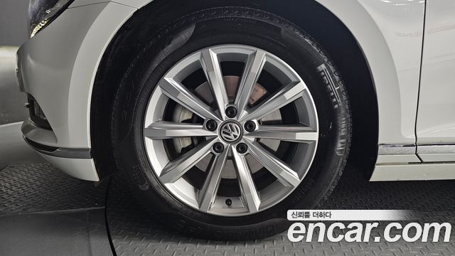 Volkswagen Passat GT (B8) 2.0 TDI 2018 — фото 5