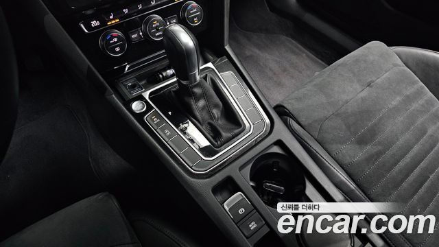 Volkswagen Passat GT (B8) 2.0 TDI 2018 — фото 9