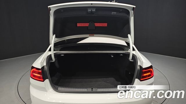Volkswagen Passat GT (B8) 2.0 TDI 2018 — фото 20