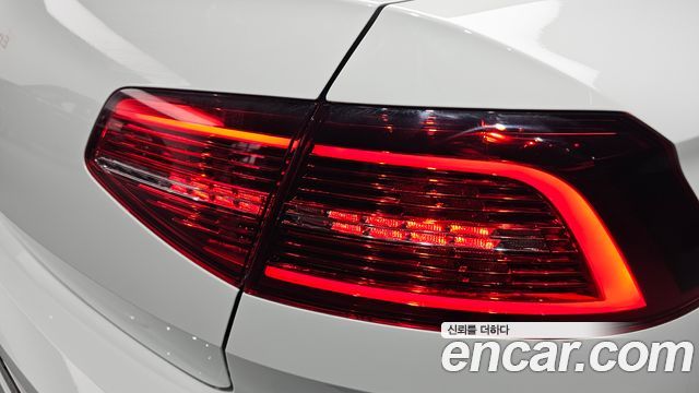 Volkswagen Passat GT (B8) 2.0 TDI 2018 — фото 23