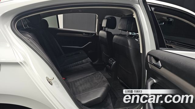 Volkswagen Passat GT (B8) 2.0 TDI 2018 — фото 26