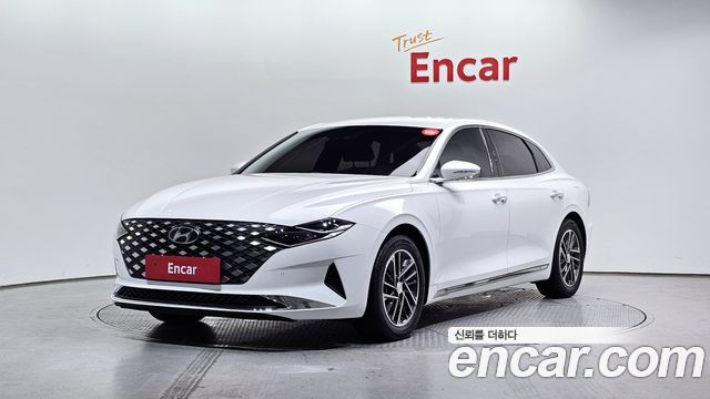 Hyundai Grandeur (IG) 3.0 LPi Rent Car Modern
