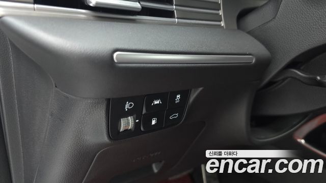 Hyundai Grandeur (IG) 3.0 LPi Rent Car Modern 2022 — фото 18