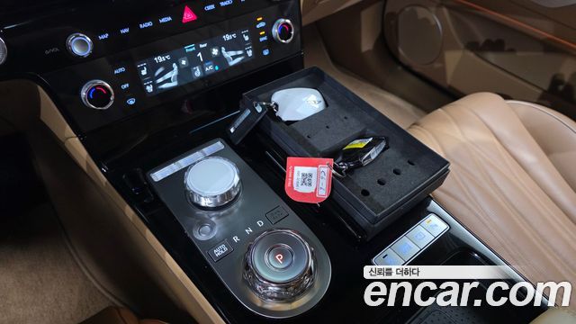 Genesis G80 (RG3) Gasoline 2.5 Turbo AWD 2025 — фото 9