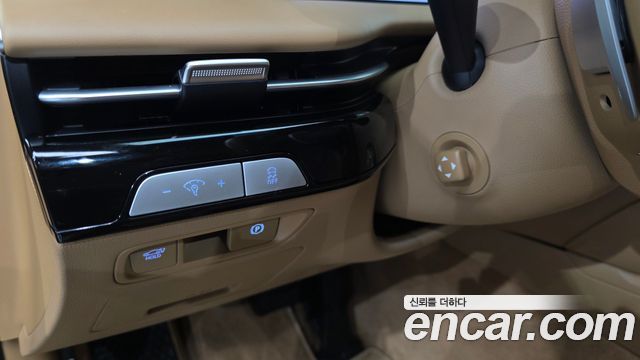 Genesis G80 (RG3) Gasoline 2.5 Turbo AWD 2025 — фото 13