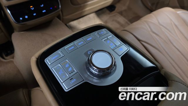Genesis G80 (RG3) Gasoline 2.5 Turbo AWD 2025 — фото 19