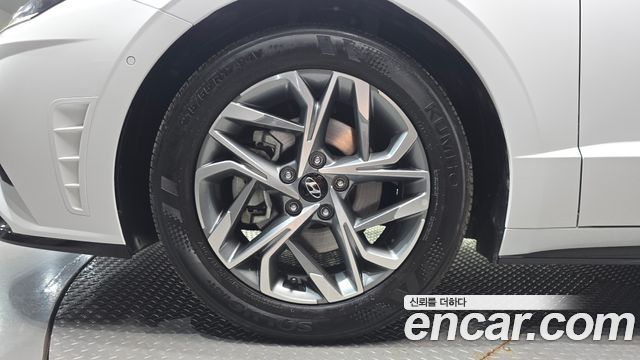 Hyundai Sonata (DN8) 2.0 Premium Plus 2023 — фото 5