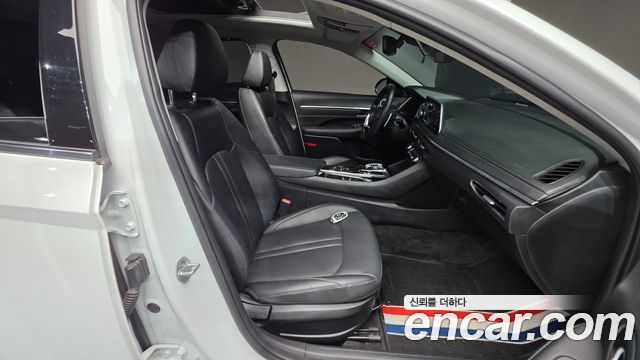 Hyundai Sonata (DN8) 2.0 Premium Plus 2023 — фото 32