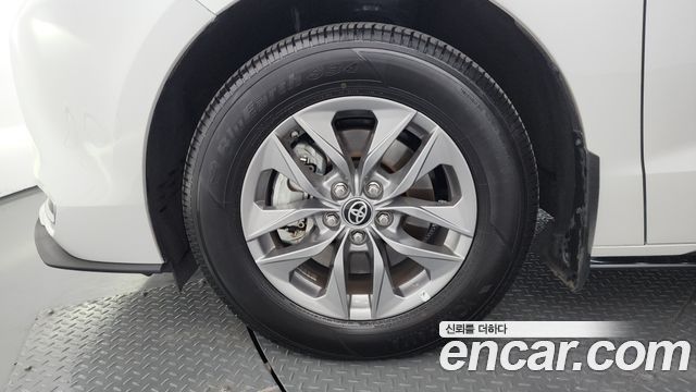 Toyota Sienna (IV) 2.5 Hybrid AWD 2024 — фото 5