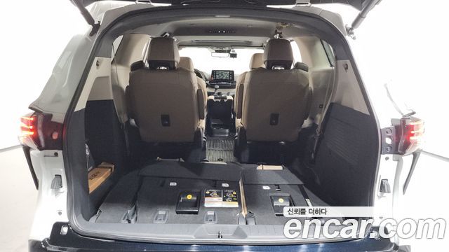 Toyota Sienna (IV) 2.5 Hybrid AWD 2024 — фото 18