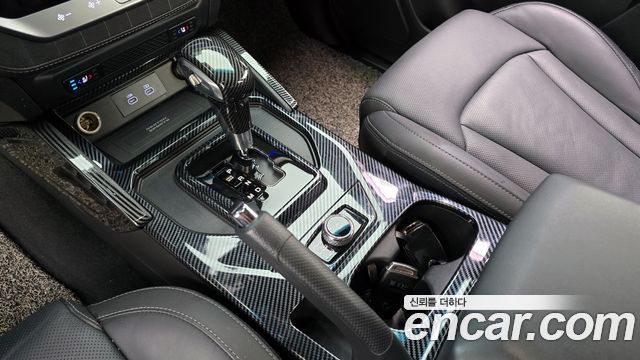 KG Mobility (SsangYong) Rexton Sports Khan Diesel 2.2 2WD Culman Noblesse 2024 — фото 9