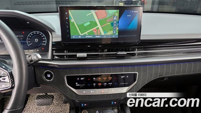KG Mobility (SsangYong) Rexton Sports Khan Diesel 2.2 2WD Culman Noblesse 2024 — фото 18