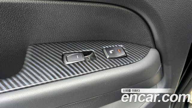 KG Mobility (SsangYong) Rexton Sports Khan Diesel 2.2 2WD Culman Noblesse 2024 — фото 22