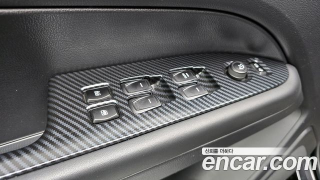 KG Mobility (SsangYong) Rexton Sports Khan Diesel 2.2 2WD Culman Noblesse 2024 — фото 34