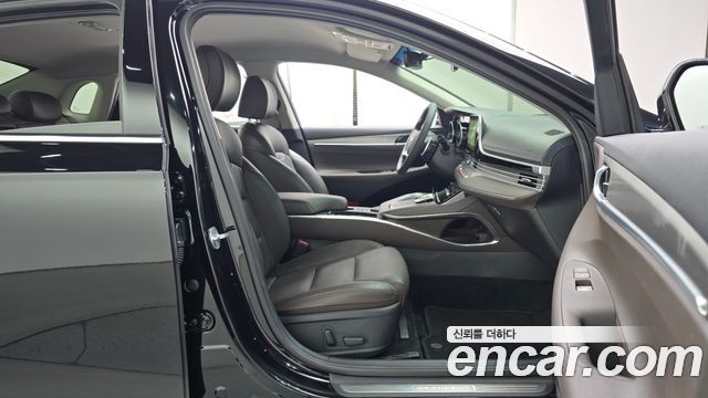 Hyundai Grandeur (IG) 2.5 Premium 2021 — фото 32