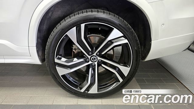 Volvo XC90 (II) T8 R-Design Hybrid 2021 — фото 21