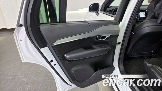 Volvo XC90 (II) T8 R-Design Hybrid 2021 — фото 25