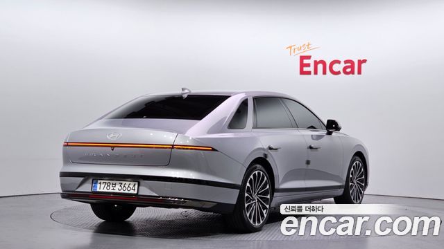 Hyundai Grandeur Hybrid (GN7) Calligraphy 2023 — фото 2