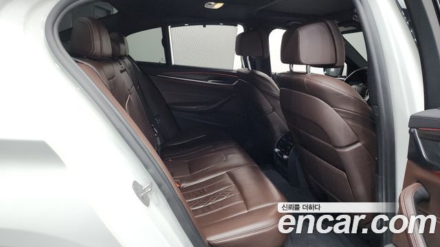 BMW 5 Series (G30) 530i M Sport Package Plus 2018 — фото 11