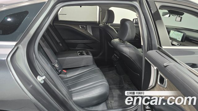Kia K8 2.5 Gasoline 2WD Noblesse 2022 — фото 11