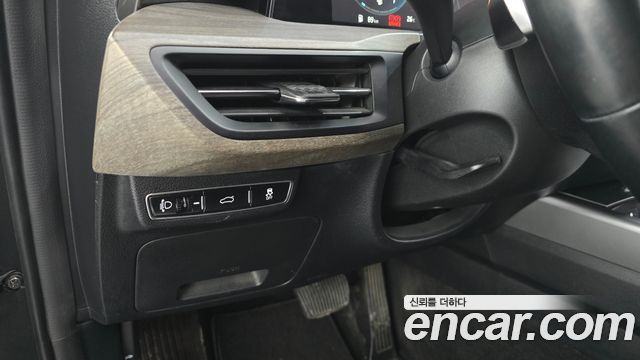 Kia K8 2.5 Gasoline 2WD Noblesse 2022 — фото 18