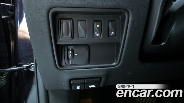 Renault Korea QM6 2.0 GDe PREMIERE 2WD 2020 — фото 17