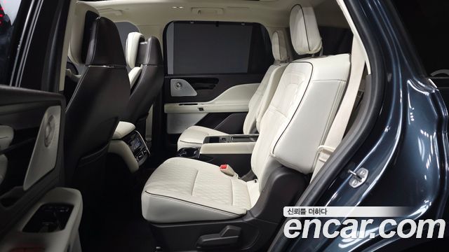 Lincoln Aviator (II) 3.0 Black Label AWD 2021 — фото 12