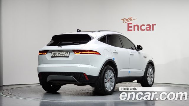 Jaguar E-PACE D180 SE 2020 — фото 2