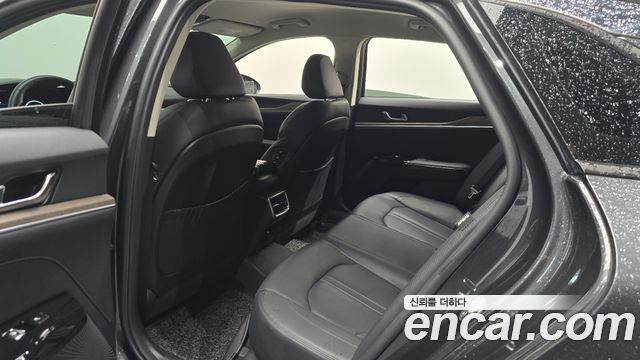 Kia K5 (III) 2.0 Noblesse 2022 — фото 11