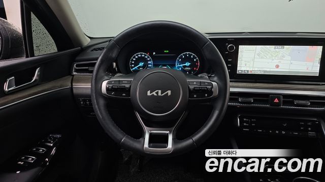 Kia K5 (III) 2.0 Noblesse 2022 — фото 12