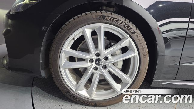 Audi A7 (4K) 45 TDI Quattro Premium 2023 — фото 5