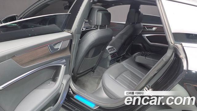 Audi A7 (4K) 45 TDI Quattro Premium 2023 — фото 12