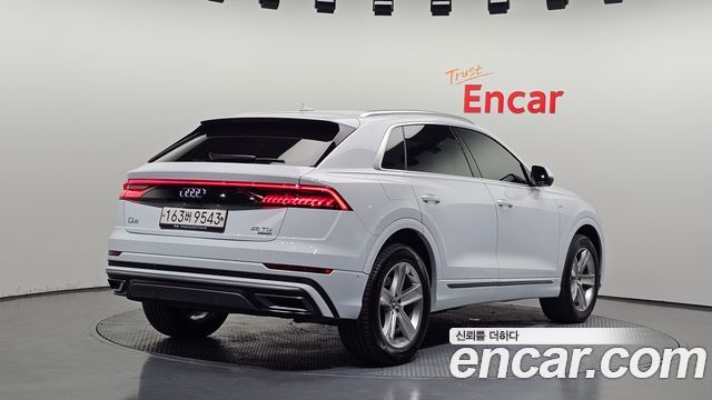Audi Q8 (4M) 45 TDI Quattro Premium 2020 — фото 2