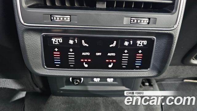 Audi Q8 (4M) 45 TDI Quattro Premium 2020 — фото 18