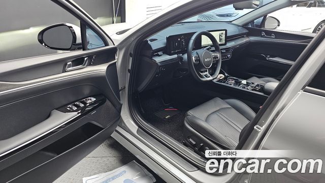 Kia K5 (III) 1.6 Turbo Noblesse 2025 — фото 10