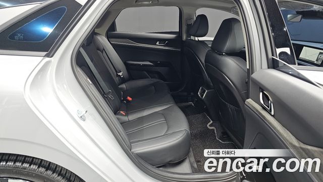 Kia K5 (III) 1.6 Turbo Noblesse 2025 — фото 11